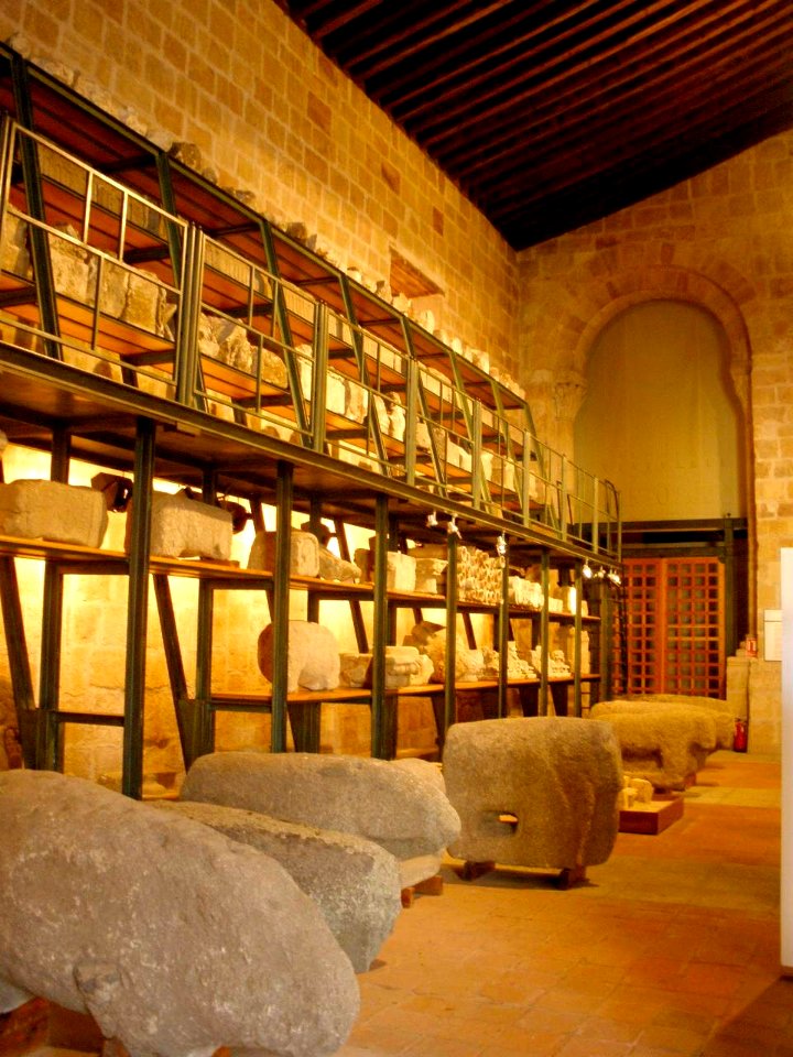 Avila - Museo de Avila, Iglesia de Santo Tome el Viejo 13