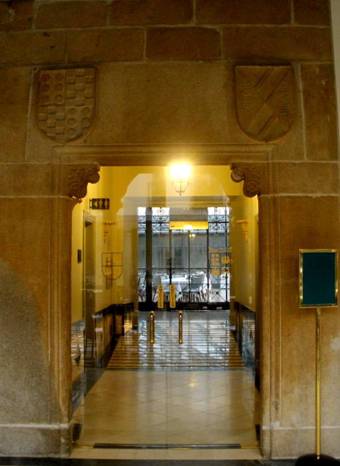 Avila - Palacio del Marques de Velada 09