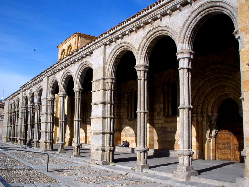 Avila - Basilica de San Vicente, exteriores 27