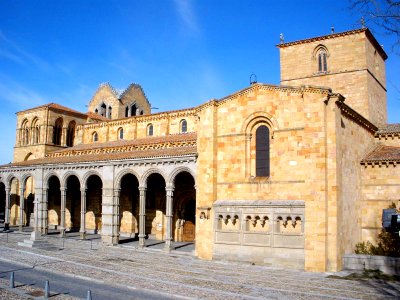 Avila - Basilica de San Vicente, exteriores 21