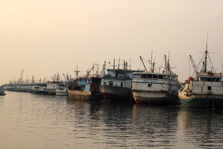 Wood ship phinisi sunda kelapa