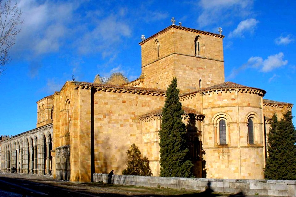 Avila - Basilica de San Vicente, exteriores 22