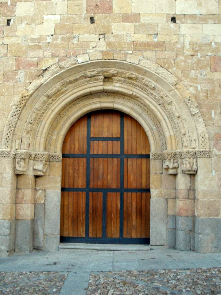 Avila - Museo de Avila, Iglesia de Santo Tome el Viejo 02
