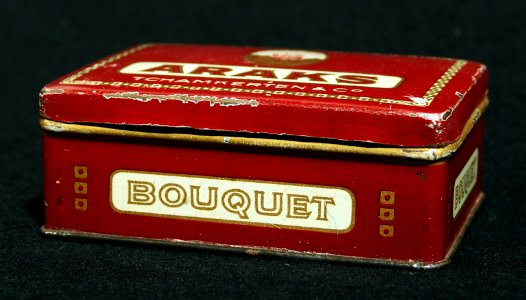 Araks Bouquet cigarettes tin, pic3