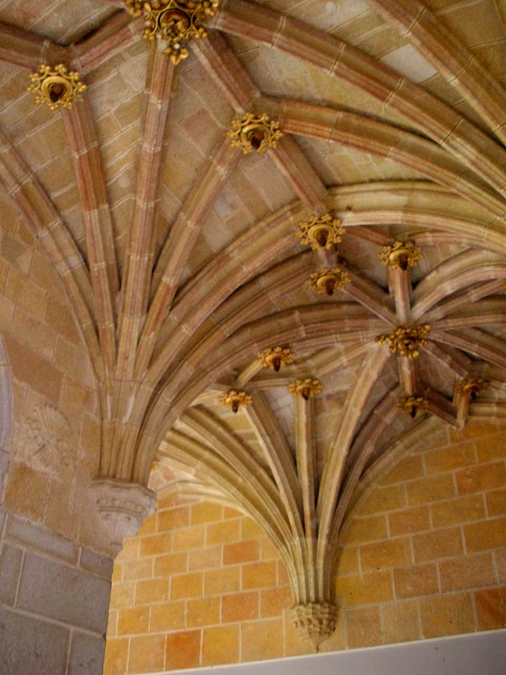 Avila - Real Monasterio de Santo Tomas, Claustro del Silencio 17