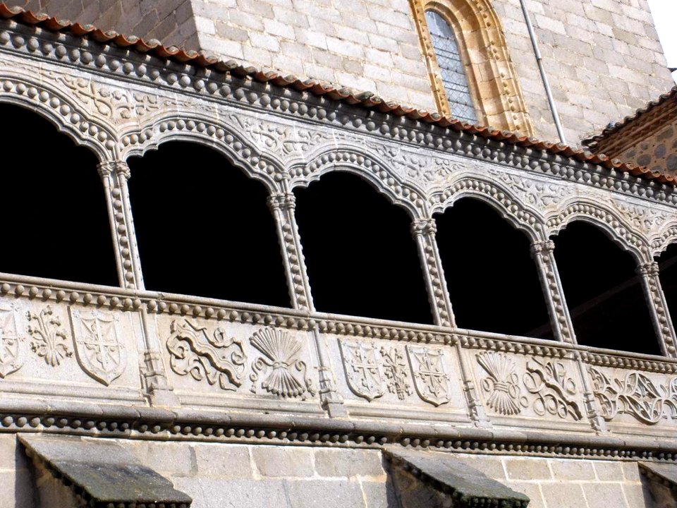 Avila - Real Monasterio de Santo Tomas, Claustro del Silencio 08