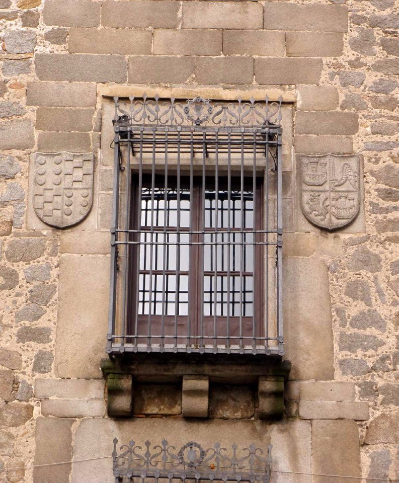 Avila - Palacio del Marques de Velada 29