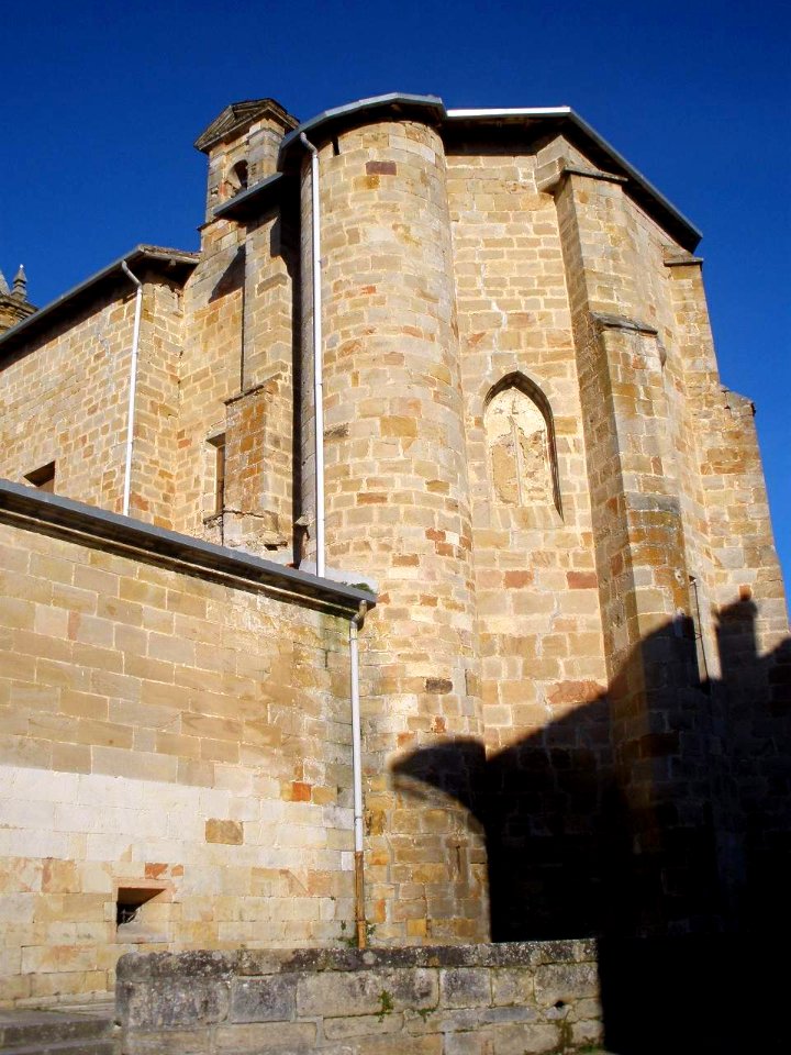Araia - Iglesia de San Pedro Apostol 6