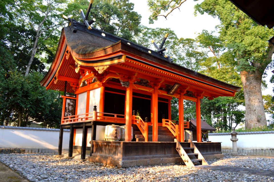 Arata-jinja (Iwade) honden