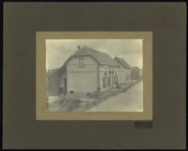 Arbeiderswoningen van de steenfabriek Van Lookeren Campagne te Haaften huurprij, Bestanddeelnr 256-1290