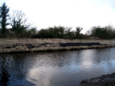 Arbeiten am Ems-Jade-Kanal