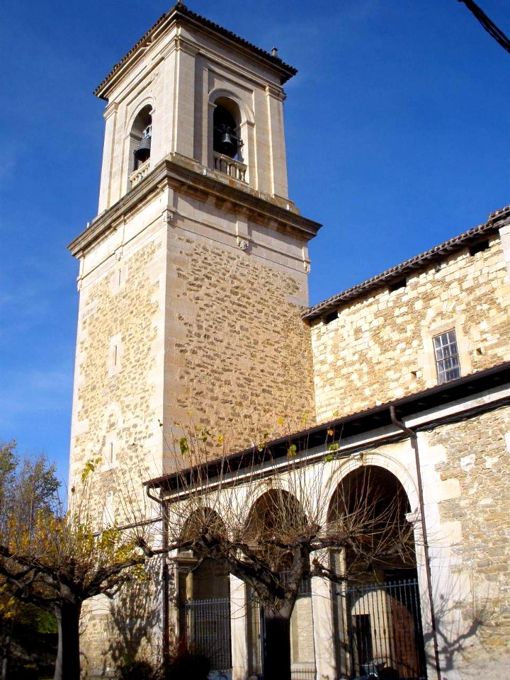 Arcaya - Iglesia de la Natividad de Nuestra Señora 01