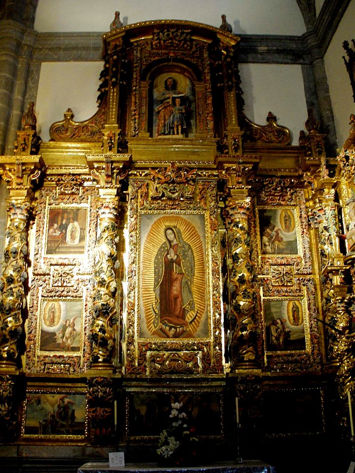 Arceniega - Santuario de Nuestra Señora de la Encina, interiores, retablo de la Virgen de Guadalupe