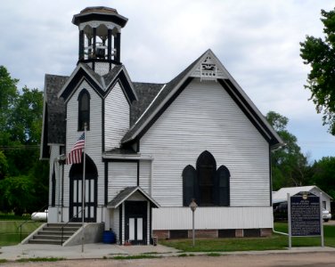 Arcadia, Nebraska Congregational church from S 1
