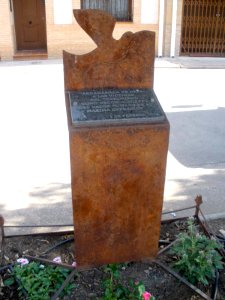 Argamasilla de Calatrava - Monumento a las víctimas del terrorismo