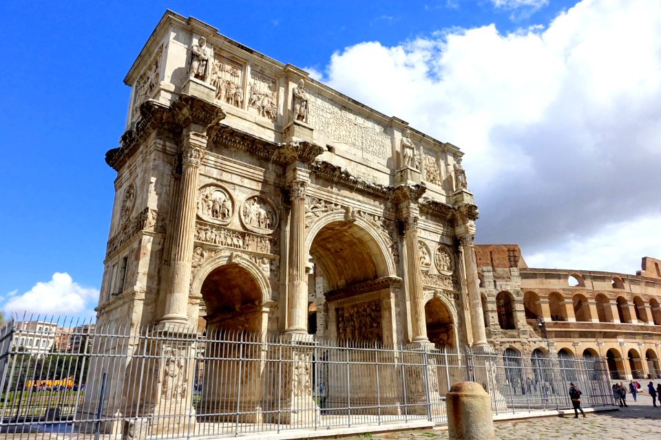Arch of Constantine - Rome, Italy - DSC01389
