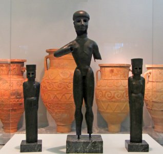 Archaeological Museum Heraklion Blick in die Sammlungen2 (cropped)