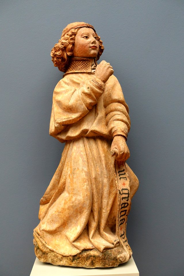 Archangel Gabriel from an Annunciation, by the circle of Jacques Morel, c. 1450-1460, limestone - Bode-Museum - DSC03230