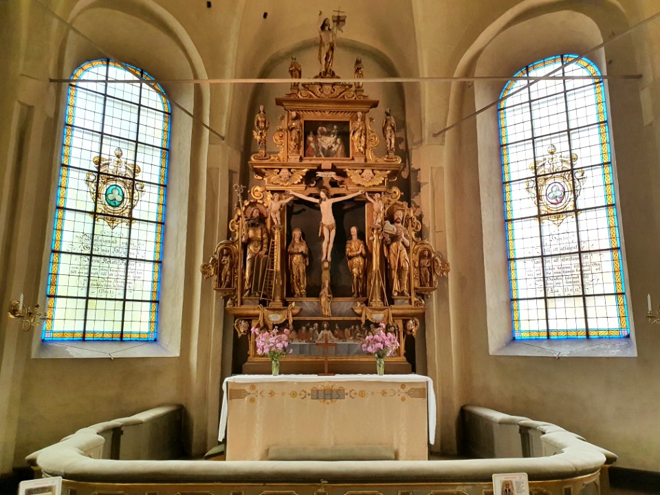 Arboga heliga trefaldighets kyrka altaruppsats