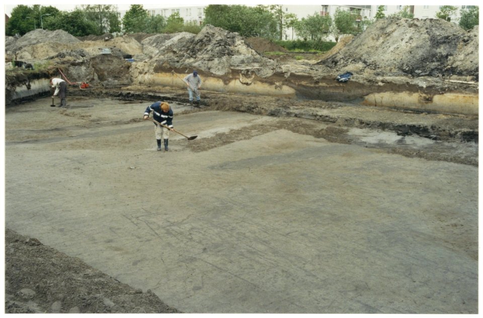 Archeologen leggen laag voor laag sporen in de Hekslootpolder bloot