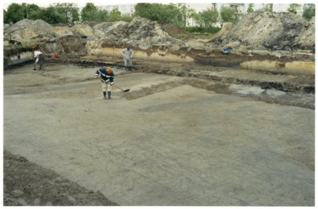 Archeologen leggen laag voor laag sporen in de Hekslootpolder bloot