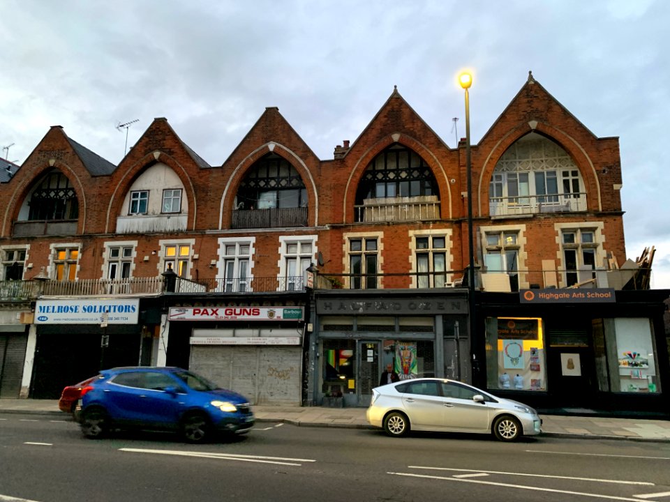 Arches on Archway Road - June 2020