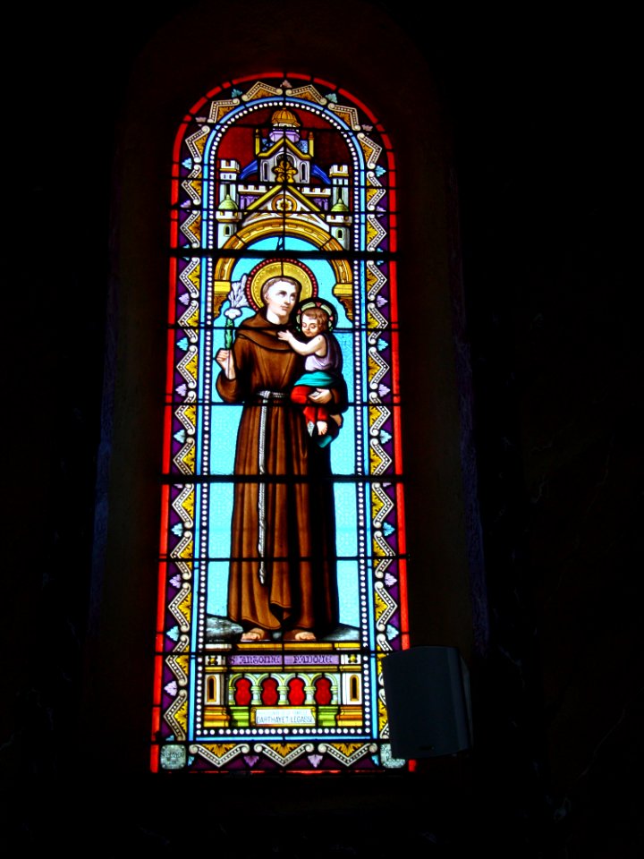 Arbonne (Pyr-Atl., Fr) Stained glass window of Saint Anthony of Padua