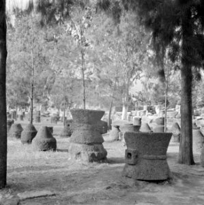 Archeologische vondsten - waaronder wijnpersen en architectuurfragmenten - tent…, Bestanddeelnr 255-1523