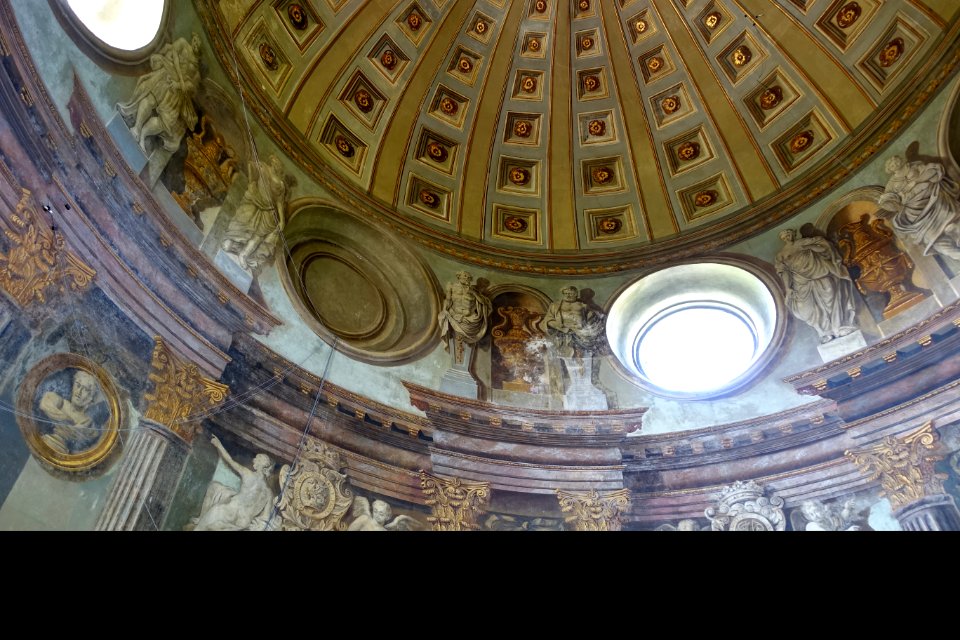 Archer Pavilion interior - Wrest Park - Bedfordshire, England - DSC08145
