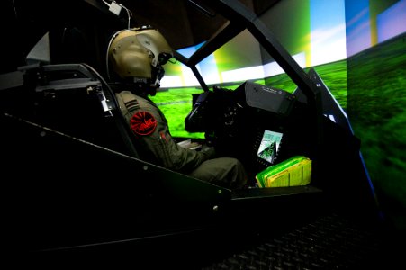 Apache flight simulator