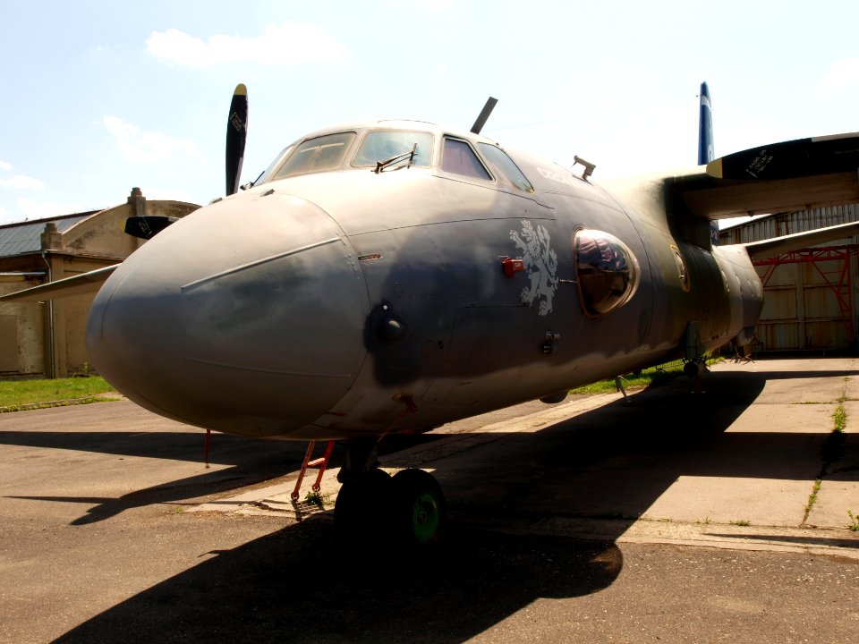 Antonov An-26 Czech airforce 2507 pic2