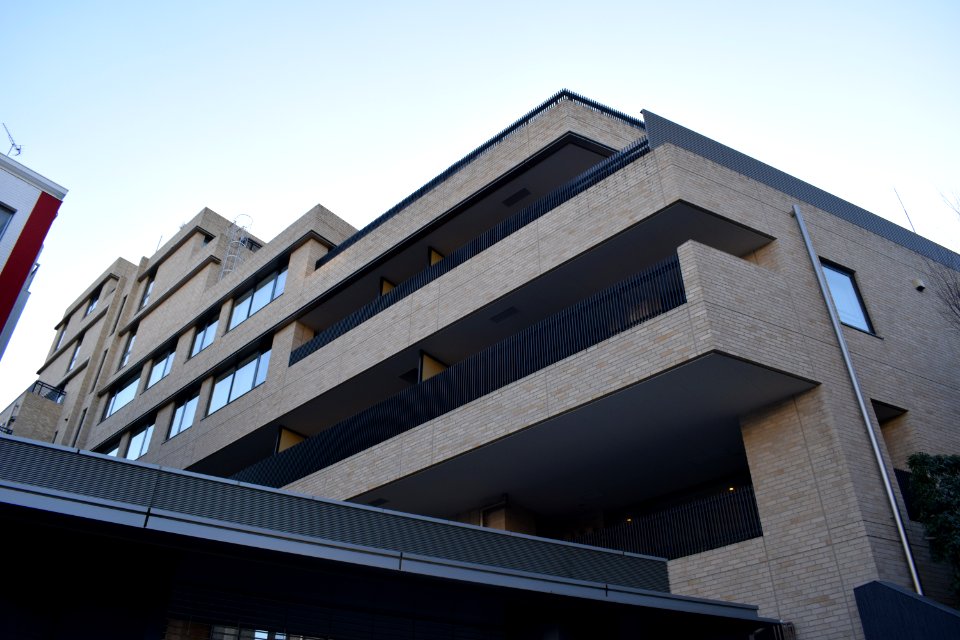 Apartments building in Roppongi 5-chome 5