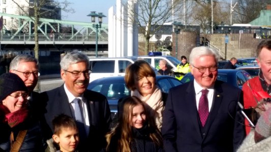 Antrittsbesuch Bundespräsident Steinmeier in Bremerhaven, Gruppenfoto