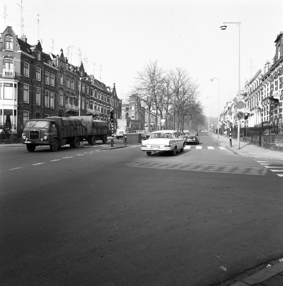 Apeldoornseweg te Arnhem (kruising Sonsbeeksingel), Bestanddeelnr 164-1207