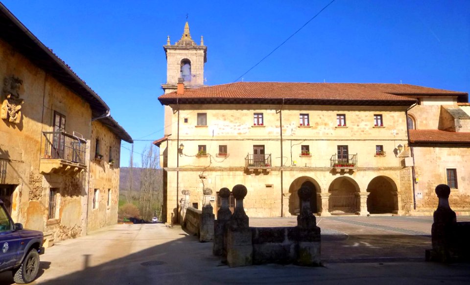 Apellániz - Iglesia de la Asunción y Casa-Palacio de los Neira-Alemany 2