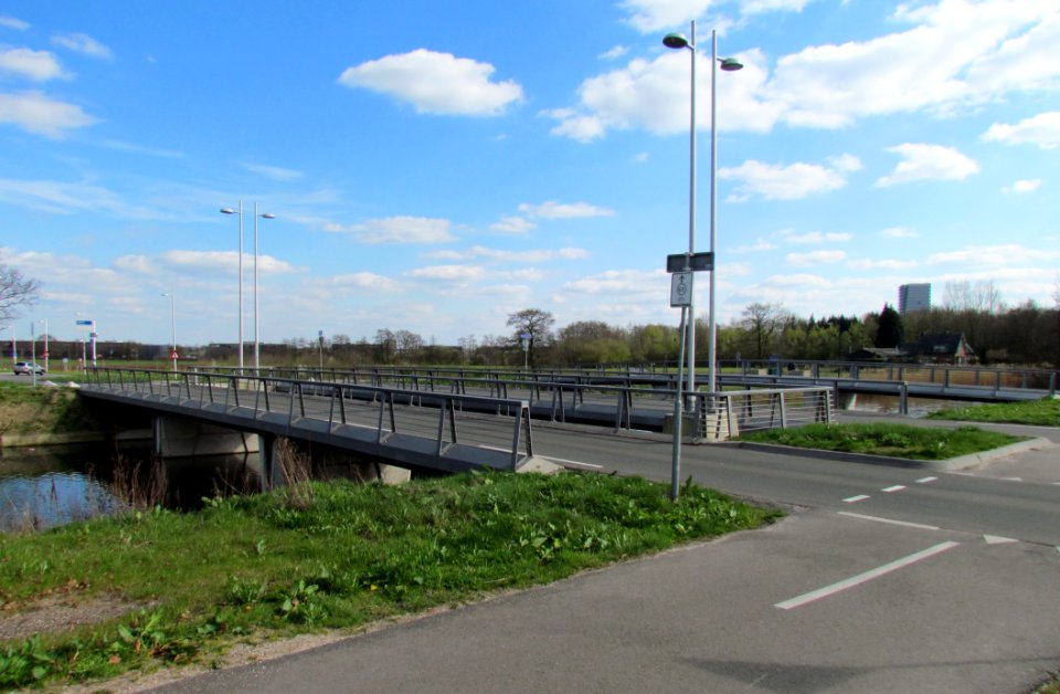 Apeldoorns Kanaal - autobrug Stadhoudersmolenweg