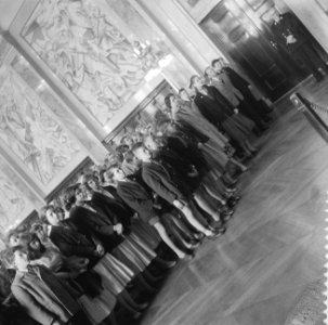 Antwerpse scholieren in Rotterdams stadhuis, Bestanddeelnr 909-5895