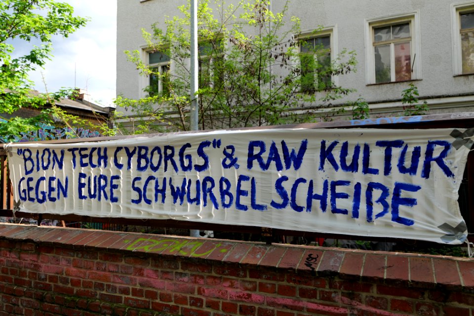 Antifascist protest Revaler Straße Berlin 2021-05-21 08