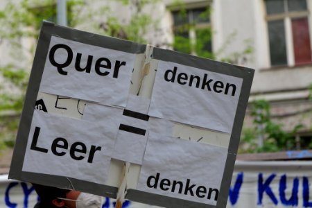 Antifascist protest Revaler Straße Berlin 2021-05-21 03