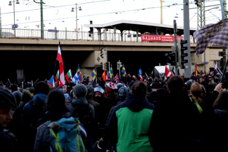 Antifascist protest in front of pro fascist protest Dresden 2020-02-15 26