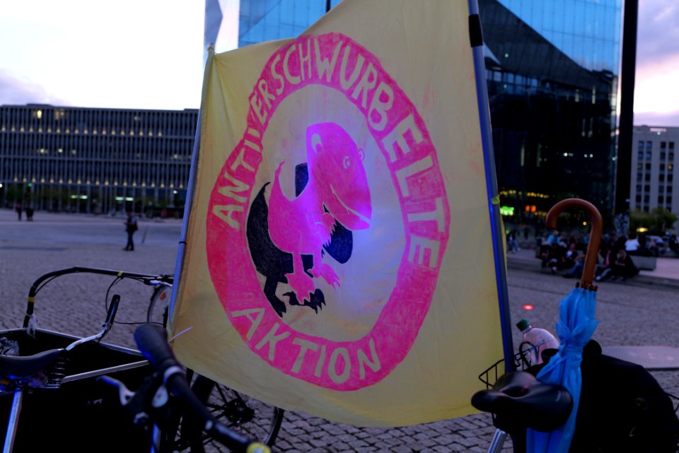 Antifascist protest Washingtonplatz Berlin 2020-08-29 05