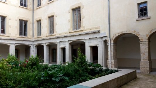 Antiquaille - Hôpital - Couvent de la Visitation - Cloître 2