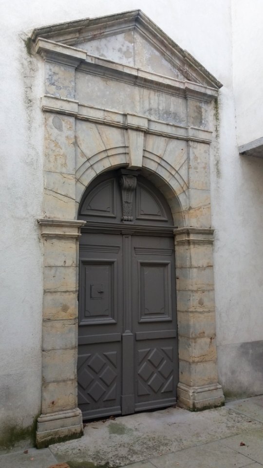 Antiquaille - Hôpital - Une porte du couvent de la Visitation 2