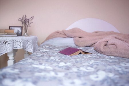 Books cover cozy