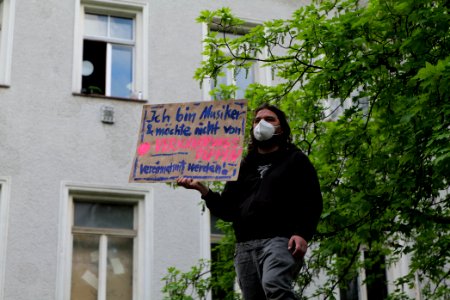 Antifascist protest Revaler Straße Berlin 2021-05-21 04