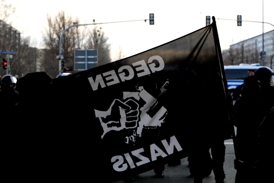 Antifascist protest in front of pro fascist protest Dresden 2020-02-15 15