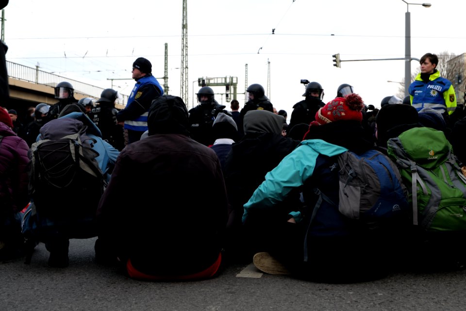 Antifascist protest Dresden 2020-02-15 blockade Bayrische Straße 05