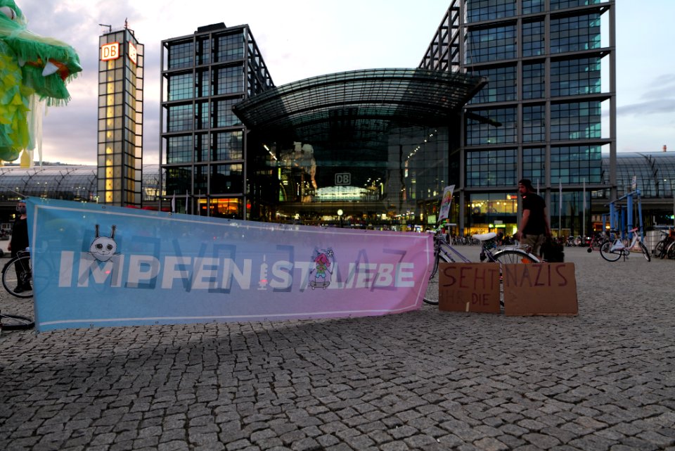 Antifascist protest Washingtonplatz Berlin 2020-08-29 10