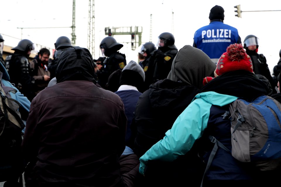 Antifascist protest Dresden 2020-02-15 blockade Bayrische Straße 03