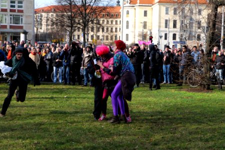 Antifascist protest Dresden 2020-02-15 blockade St. Petersburger Straße 04